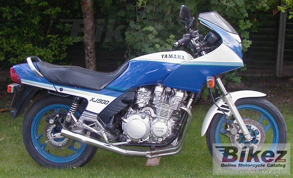 Big David Hull xj 900 f picture and wallpaper from Bikez.com